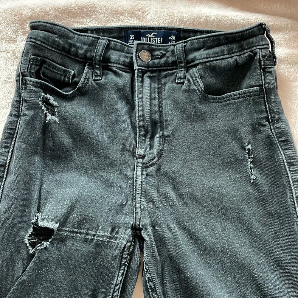 Hollister black skinny jeans